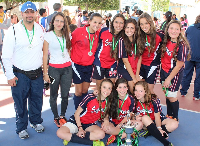 一场误会引 一场误会引